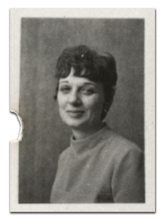 Black and white, head-and-shoulders staff portrait of Eleanor Hollandsworth taken in 1970. 